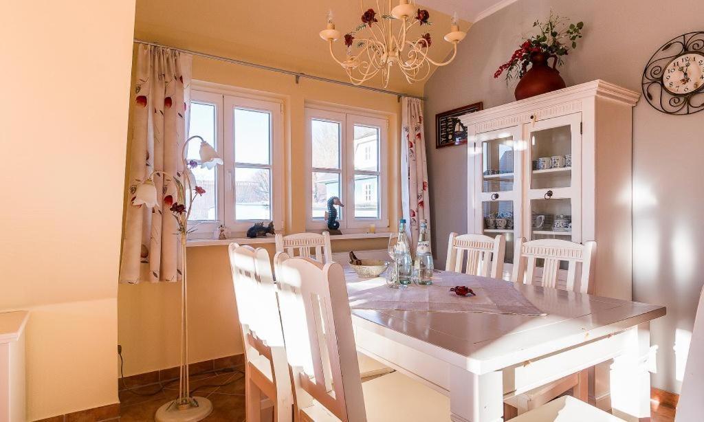 Madlen Apartment Ahrenshoop Exterior photo